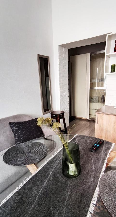 Flat in the city center Odesa Exterior photo