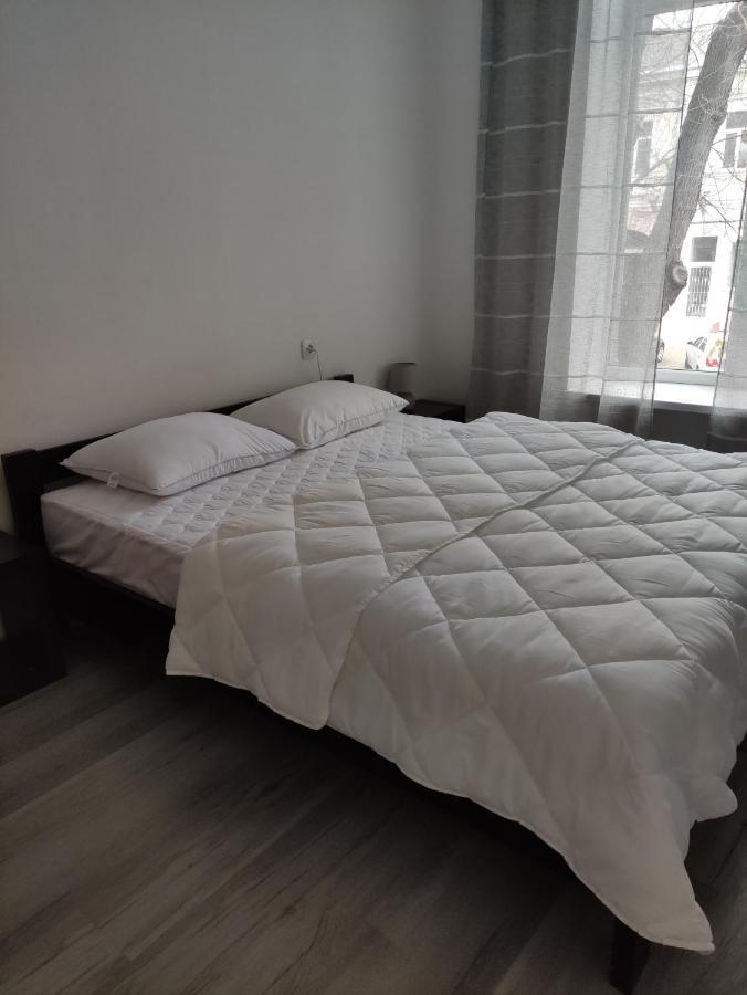 Flat in the city center Odesa Exterior photo